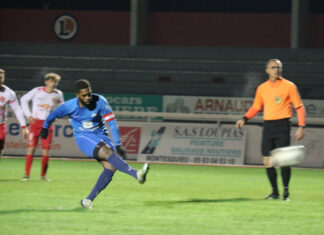 Victoire de Confluences FC face à Molières 5-1 en championnat D1 Le capitaine Robert Sagna auteur de 3 buts_Crédit photo Jpb