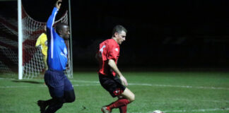 Confluences FC-FC Brulhois : une victoire historique de 9-0 en D1 Action du match_Crédit photo Jpb