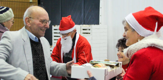 Distribution des colis de Noel à moissac_Crédit photo Ville de Moissac