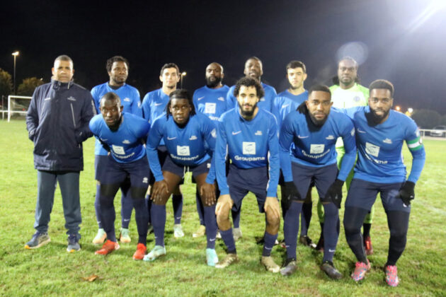 L'équipe de Confluences FC_Crédit phot Jpb