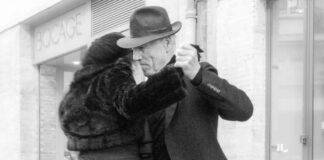 Un Tango généreux au service de la solidarité Tango de rue avec Luc Gimazane_Crédit Luc Gimanaze