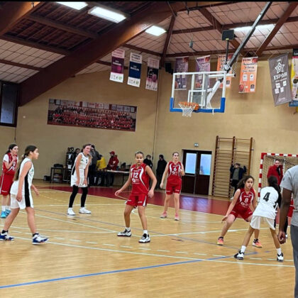 Action de jeu des joueuses U15 du MCBB_Crédit photo MCBB