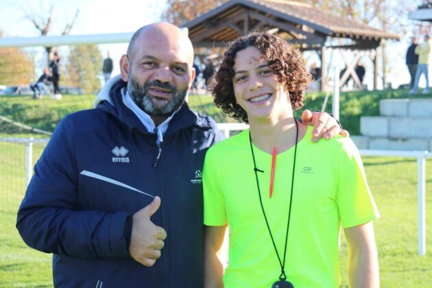 Haddi toujours au service du club et le jeune arbitre de Confluences Adam.