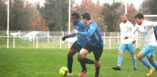 Défaite amère : Confluences FC chute face à la JEM 1-0 Actions de jeu_Crédit photo Jpb