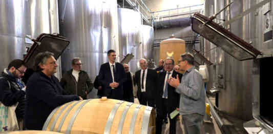 Le préfet en visite chez les viticulteurs du Quercy