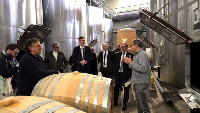 Le préfet en visite chez les viticulteurs du Quercy