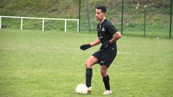 Victoire 9-0 de l'équipe Séniors 2 de Confluences FC_Crédit photo Jpb