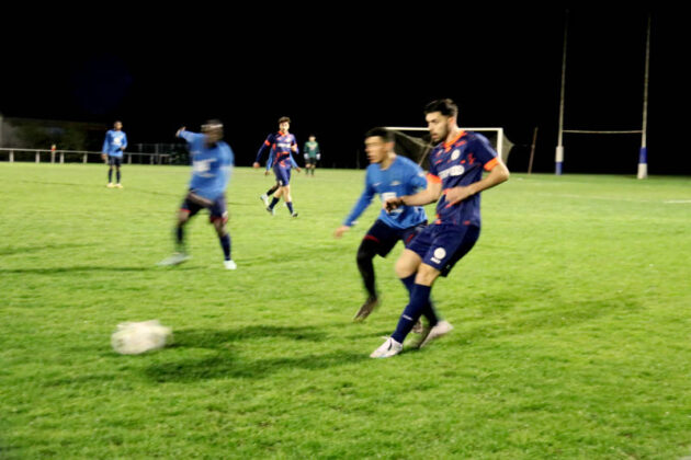 Action de jeu Confluences FC face à Grisolles en D1