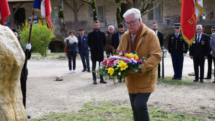 Laurent Robène, président du Souvenir Français, rend hommage aux Résistants_Crédit photo JDJ