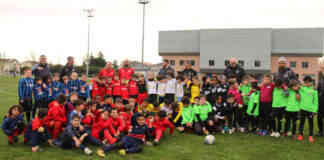 Confluences FC : Grand succès pour le plateau des U8 et U9 ce matin Toutes les équipes et éducateurs reunis_Crédit photo Jpb