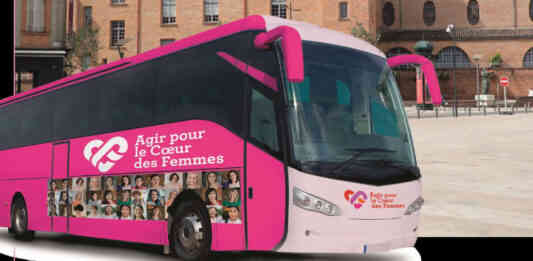 Le bus du Cœur des femmes à Montauban