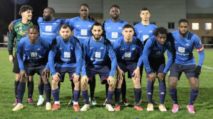 L'équipe victorieuse de Confluences FC face à Molières_Crédit photo Jpb