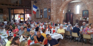 Le quartier de Saint-Benoît se réunit autour de la table dimanche 14 septembre