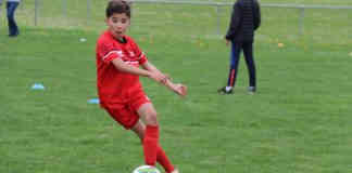 Les jeunes joueurs de Confluences FC à l’honneur sur le terrain Les jeunes joueurs de Confluences FC à l'honneur_Crédit photo Jpb