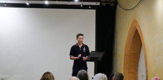 Moissac. À vos voix, prêts, lisez ! Derniers jours pour s’inscrire au 4ᵉ concours de lecture à voix haute Albin Cance, gagnant du concours de lecture à voix haute 2024