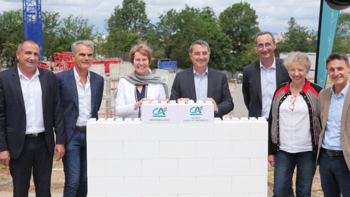 Pose de la première pierre Crédit Agricole