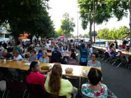 Marché gourmand et concert salsa : le port de Castelsarrasin s’animera le 7 août Marché nocturne Castelsarrasin Festiv été_JDJ