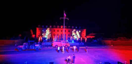 spectacle son et lumières du 17e RGP Montauban_JDJ