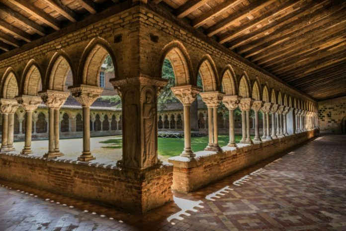 Cloître de Moissac-Photo de Edoardo Colombo-Pexels Cloître de Moissac-