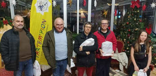 Les participants du tournoi de Noel de l'association Tartem'pion de Castelsarrasin_Crédt photo Tartem'Pion