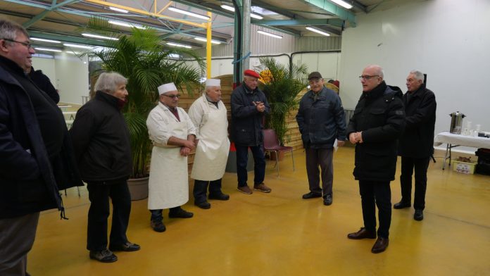 Castelsarrasin récompense les producteurs de volaille du marché au gras_JDJ