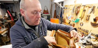 Journées des métiers d’Art : À la rencontre de Jérôme Lemperière, artisan sellier-maroquinier Journées des métiers d'art Tarn-et-Garonne_JDJ