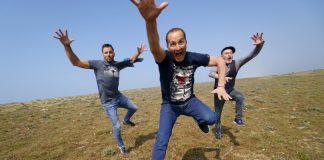 Moissac. Sangria Gratuite, le trio emblématique du Sud-Ouest en concert le 31 mai Sangria Gratuite en concert à Moissac_Sangria Gratuite en concert à Moissac_crédit photoThomas Szczepanski