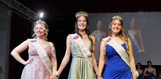 Léa Lang Poivre couronnée Reine des 400 Coups Lea Lang Poivre élue reine des 400 coups 2025_JDJ