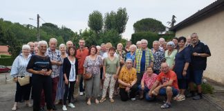 Moissac. Le Fraysse accueille l’été autour d’un poulet basquaise Repas d'été au Fraysse Moissac _ JDJ