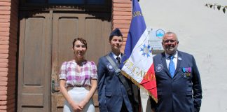 Abigail Douillard, la jeunesse montpezataise au cœur de la mémoire nationale Portrait de la jeune porte-drapeau Abigail Douillard lors de son séjour à Paris – juillet 2025