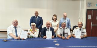 À Montauban, une convention pour resserrer les liens entre armée et territoire signature convention armée collectivités Montauban JDJ