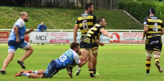 Joueurs de rugby de l’Avenir Moissagais en action lors du match à Nérac en Fédérale 3- Crédit photos Léa Rohr