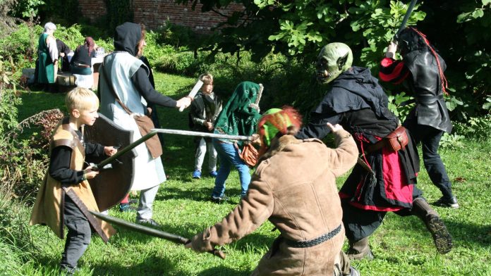 Jeu de rôle grandeur nature avec l'association Le 6e Cercle