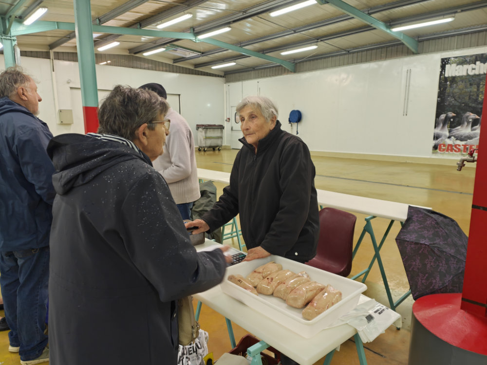 Castelsarrasin. Le marché au gras fait de la résistance sous la Halle Occitane 8 IMG20251106090656 1