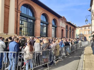 Moissac. Plus d’un millier de personnes à la séance de dédicaces de Jordan Bardella 4 IMG20251129121524