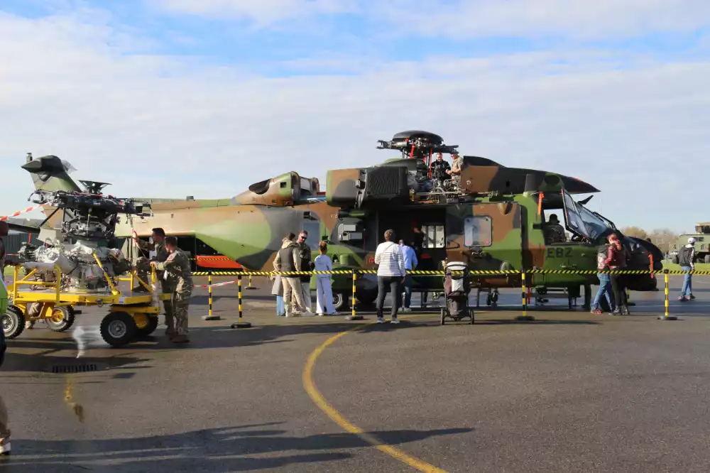 Montauban. 11 000 visiteurs pour les 70 ans du 9e RSAM 11 IMG 9690 min