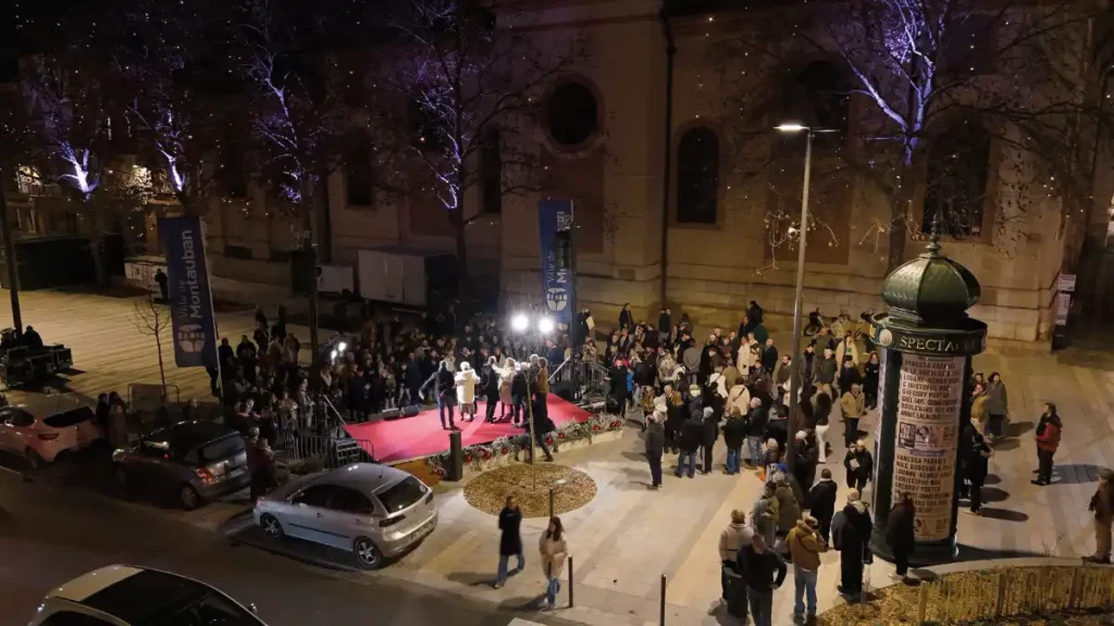 À Montauban, la place Foch dévoile son nouveau visage 1 CP Inauguration place Foch Montauban