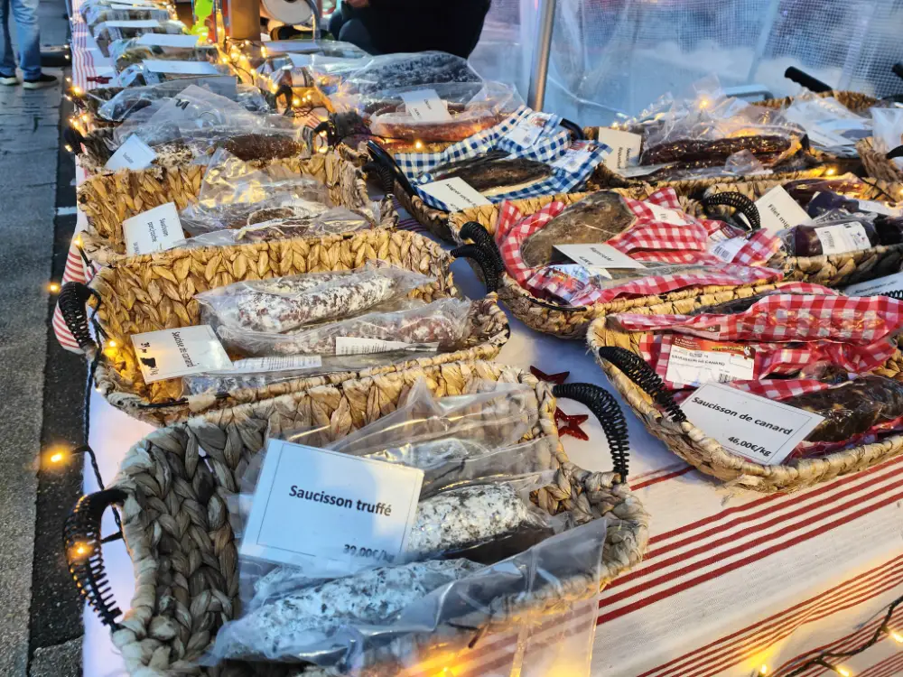 À Moissac, le marché de Noël a trouvé sa place… et son public 3 IMG20251220172650