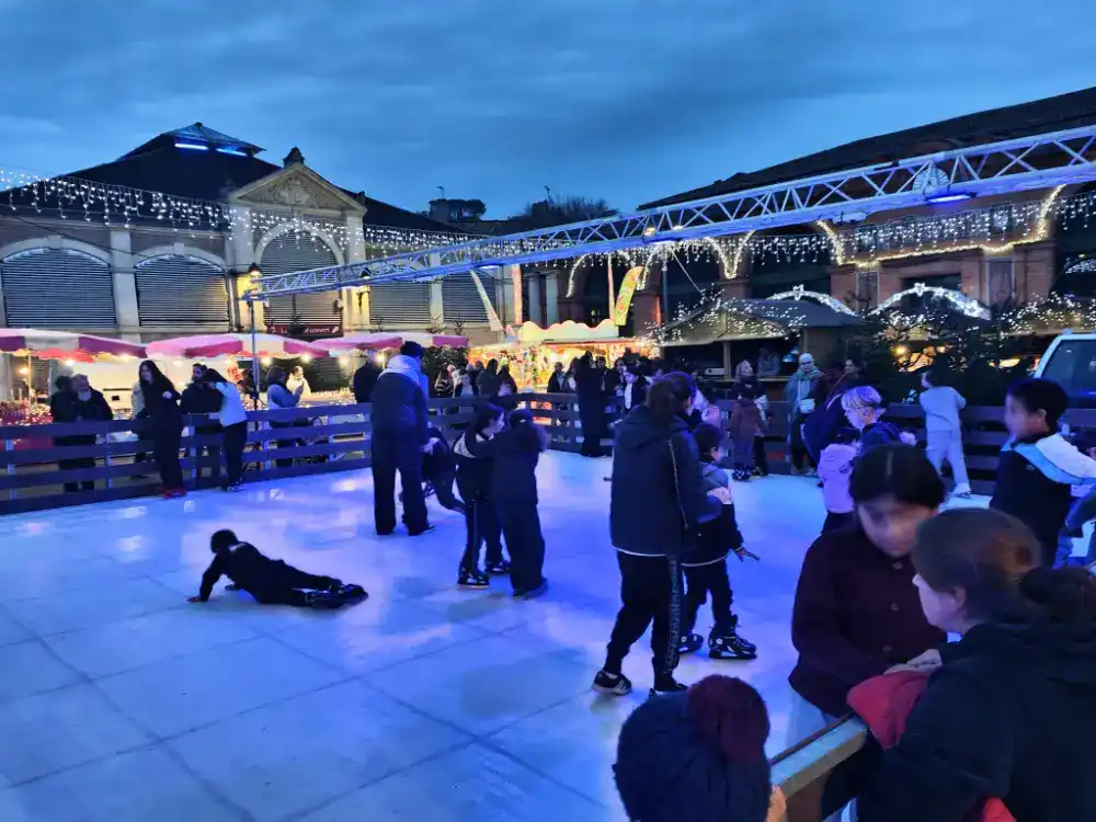 À Moissac, le marché de Noël a trouvé sa place… et son public 1 IMG20251220173000 1