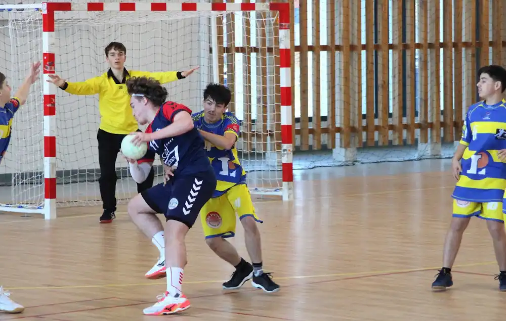 Montech HBC 2 confirme à domicile et reste co-leader 7 IMG 7074