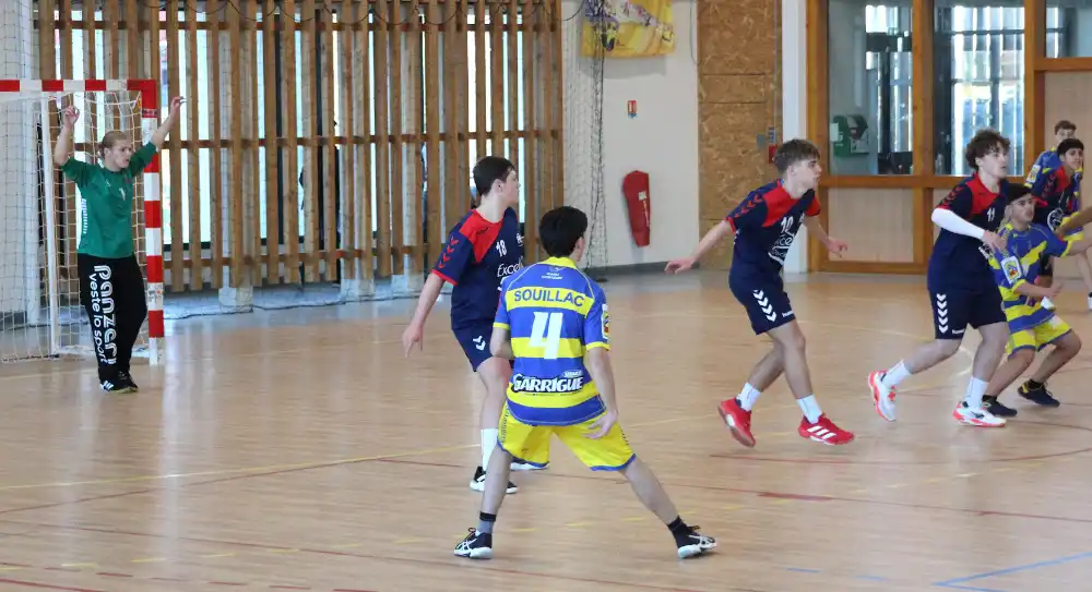 Montech HBC 2 confirme à domicile et reste co-leader 8 IMG 7237