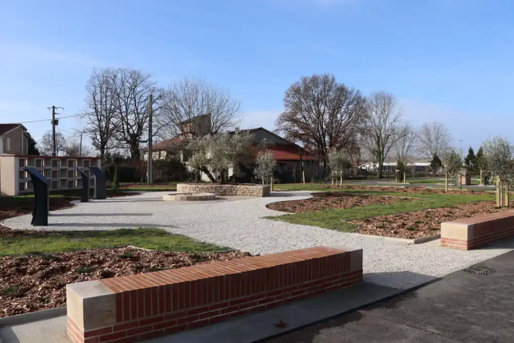Castelsarrasin inaugure le cimetière Les Papillons 4 nouveau cimetiere castelsarrasin