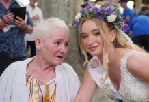 Qui sera la Rosière de Moissac en 2026 ? Couronnement-rosiere-moissac-cassandra-2025_JDJ