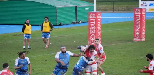 Les joueurs de l’Avenir Moissagais lors du match de Fédérale 3 à Saint-Affrique sous la pluie
