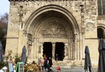Abbatiale de Moissac. L’État valide un chantier décisif pour sauver le tympan Le tympan sculpté de l’abbatiale de Moissac, classé au patrimoine, concerné par un projet de restauration validé par l’État