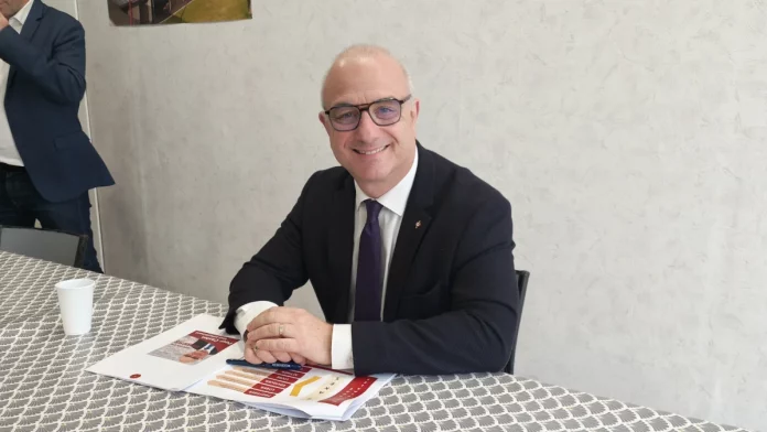Jean-Philippe Bésiers lors de l’annonce de sa candidature aux municipales à Castelsarrasin