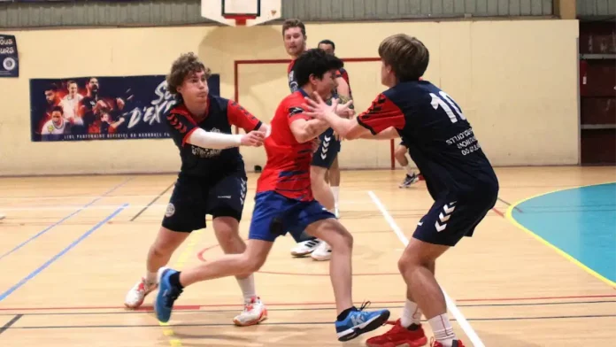 Match de handball entre les -18 masculins de Montech et Condom lors de la victoire montechoise
