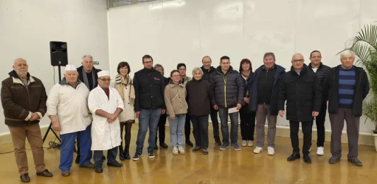 Castelsarrasin. Le marché au gras met ses producteurs à l’honneur Remise de prix aux producteurs du marché au gras de Castelsarrasin à la Halle Occitane