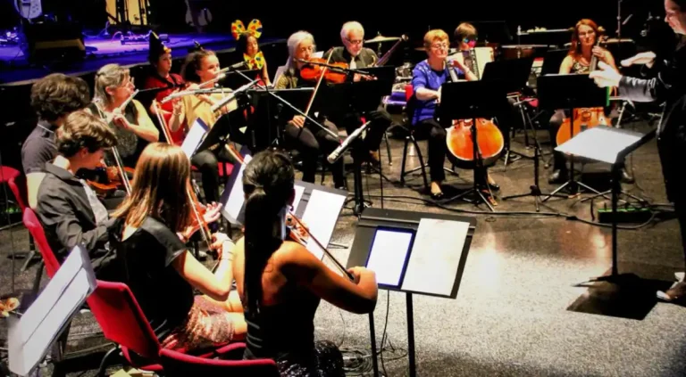 Concert de l’école de musique de Moissac au Hall de Paris avec les élèves et ensembles musicaux sur scène