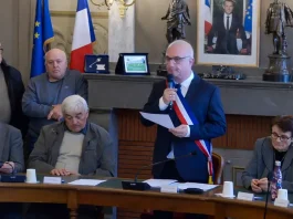 Castelsarrasin. Réélu, Jean-Philippe Bésiers veut « tirer les enseignements » du scrutin Jean-Philippe Bésiers discours conseil municipal installation Castelsarrasin 2026